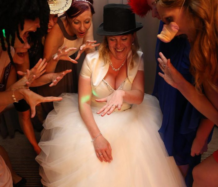 Freude durch Extravagante Eheringe bei KREMO Juwelier Salzburg Exclusiver Schmuck, Uhren,Eheringe und Reparatur Reinhard Maria Damisch Freude durch Extravagante Eheringe bei KREMO Juwelier Salzburg Exclusiver Schmuck, Uhren,Eheringe und Reparatur Reinhard Maria Damisch